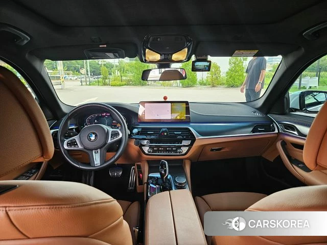 BMW 5 Series (G30) 2022 Белый из Кореи, фото 6