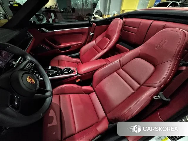 Porsche 911(992) id 3388434 из Кореи 16