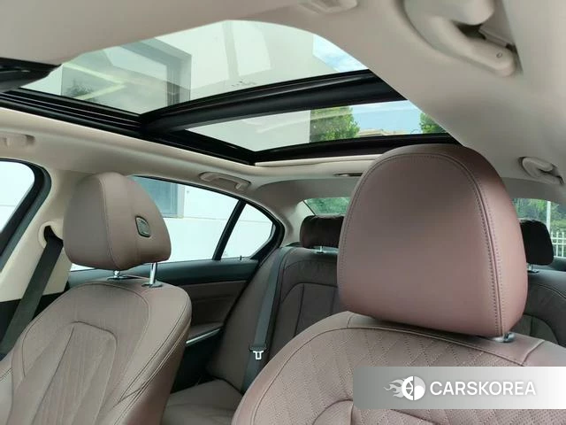 BMW 3 series 2023 Белый из Китая, фото 6