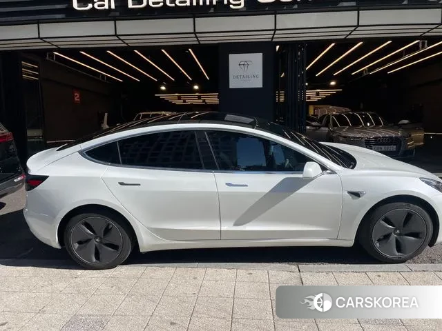 Tesla Model 3 2020 Белый из Кореи, фото 6