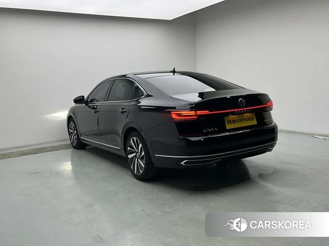 Volkswagen Passat id 4276509 из Китая 16