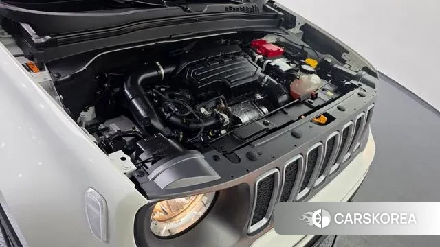 Jeep Renegade id 3701821 из Кореи 16