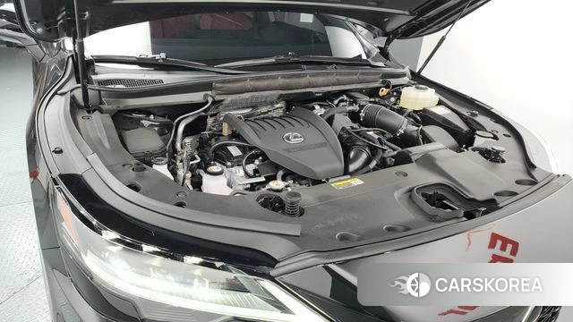 Lexus RX500h 5th generation id 4493698 из Кореи 32