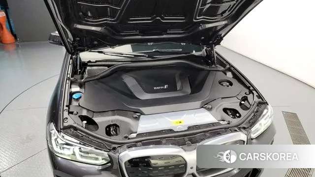 BMW iX3 id 3137398 из Кореи 16