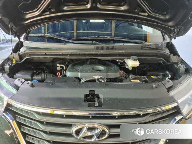 Hyundai The New Grand Starex id 4943582 из Кореи 15