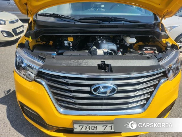 Hyundai The New Grand Starex id 4614372 из Кореи 11