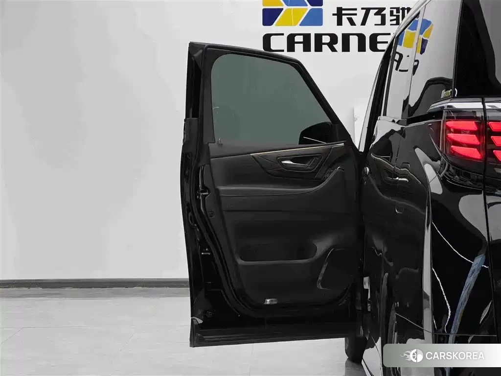 Toyota Elfa id 4622439 из Китая 20