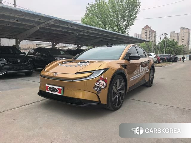 Toyota bZ5 2025 Желтый из Китая, фото 6
