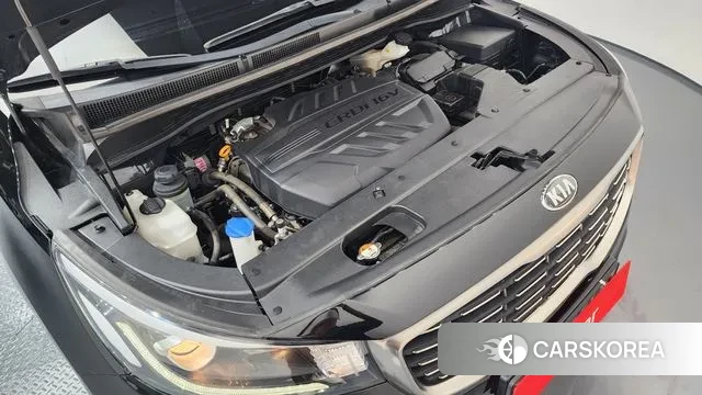 Kia The New Carnival id 3312808 из Кореи 16