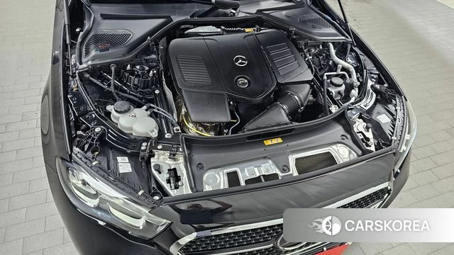 Mercedes-Benz E-Class W214 id 4307890 из Кореи 27
