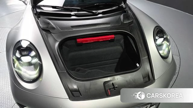 Porsche 911(992) id 4400785 из Кореи 16