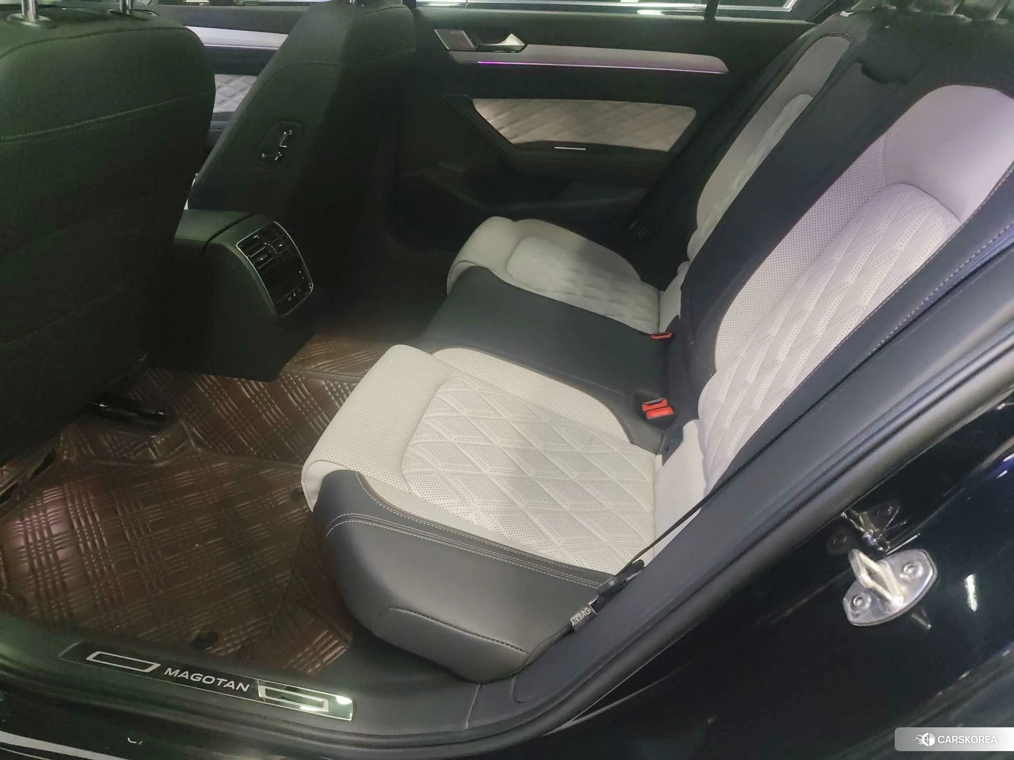 Volkswagen Magotan id 4461608 из Китая 9