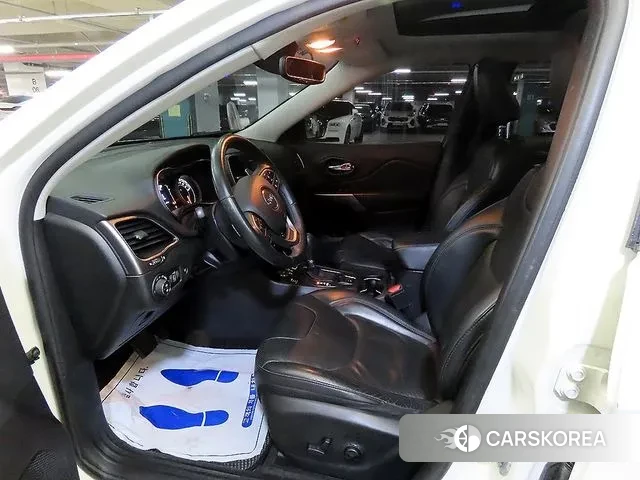 Jeep Cherokee (KL) id 3748490 из Кореи 16