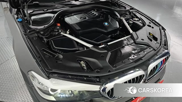 BMW 5 Series (G30) id 4836636 из Кореи 26