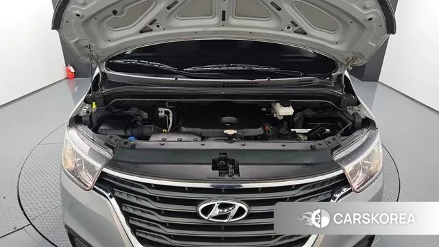 Hyundai The New Grand Starex id 3429360 из Кореи 16