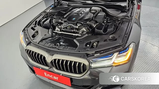 BMW 5 Series (G30) id 3473844 из Кореи 16