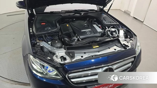 Mercedes-Benz E-Class W213 id 4632476 из Кореи 28