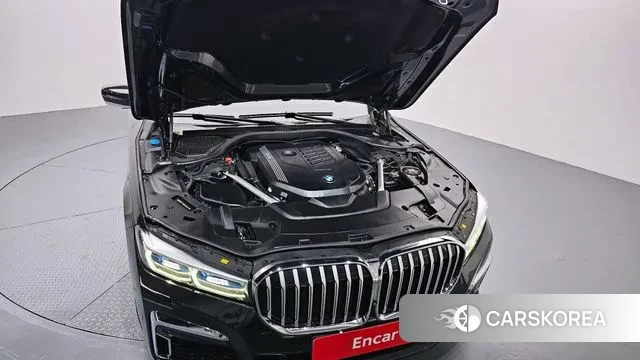 BMW 7 Series (G11) id 3384739 из Кореи 16