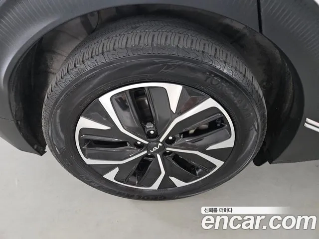 Kia EV6 id 2910907 из Кореи 16