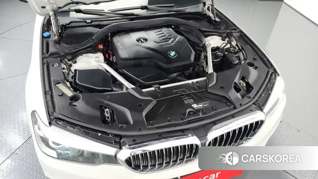 BMW 5 Series (G30) id 3417707 из Кореи 16