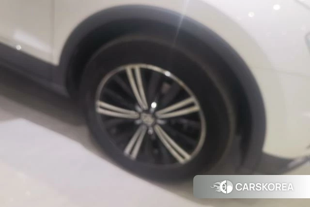 Volkswagen Tiguan L id 4265014 из Китая 13