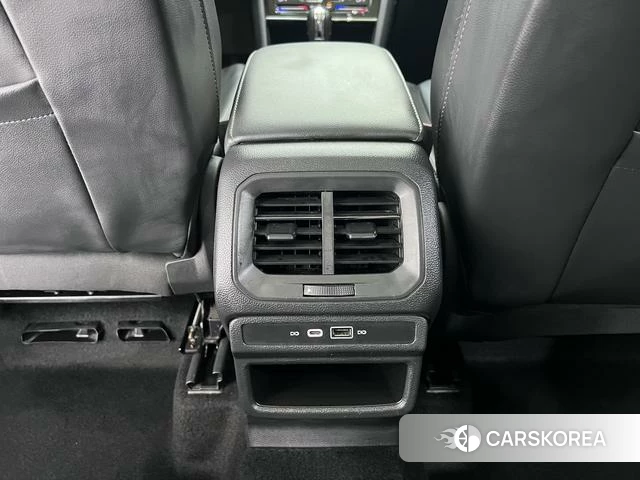 Volkswagen Tharu id 4387485 из Китая 17