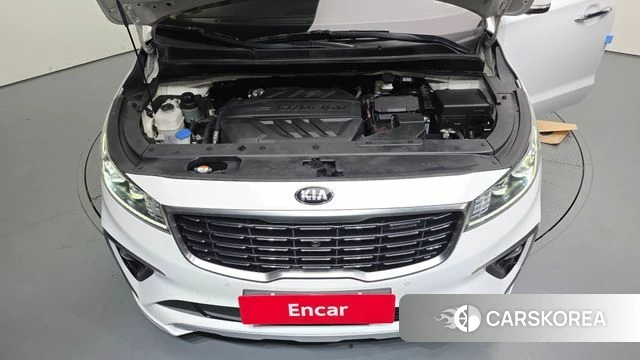 Kia The New Carnival id 4482851 из Кореи 16