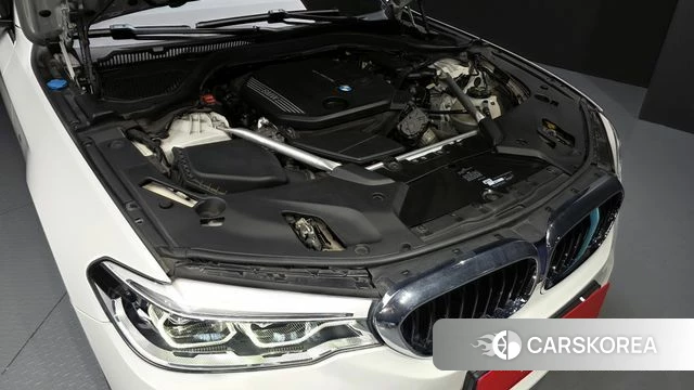 BMW 5 Series (G30) id 3800751 из Кореи 16