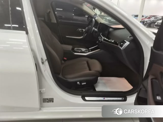 BMW 3 series 2023 Белый из Китая, фото 6