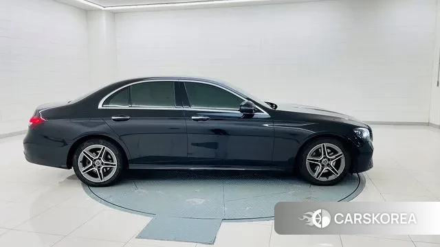 Mercedes-Benz E-Class W213 id 3230310 из Кореи 16