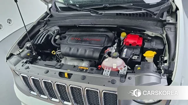 Jeep Renegade id 3233501 из Кореи 16