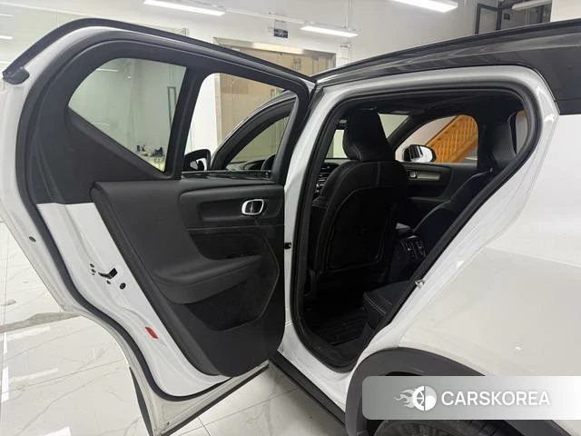 Volvo XC40 id 4214122 из Китая 15