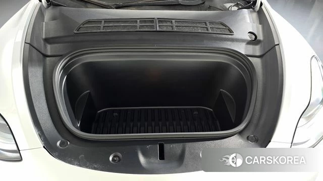 Tesla Model Y id 4442906 из Кореи 28