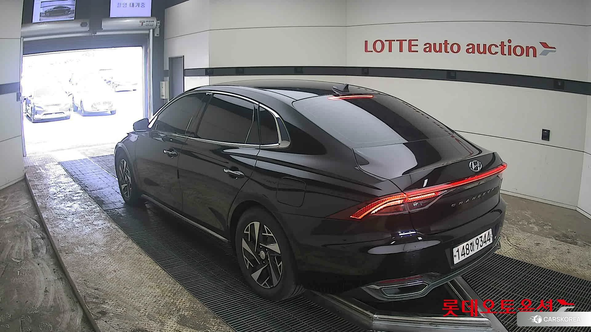 Hyundai Grandeur Hybrid id 3869360 из Кореи 33