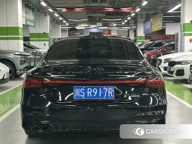 Audi A7L 2022 Черный из Китая, фото 6