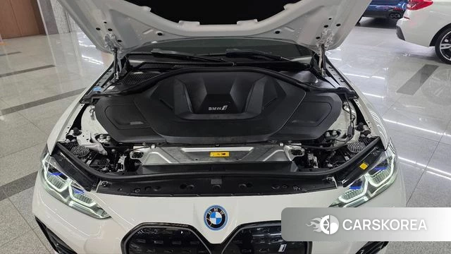 BMW i4 id 3891170 из Кореи 16