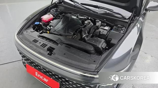 Hyundai Grandeur (GN7) id 3679550 из Кореи 16