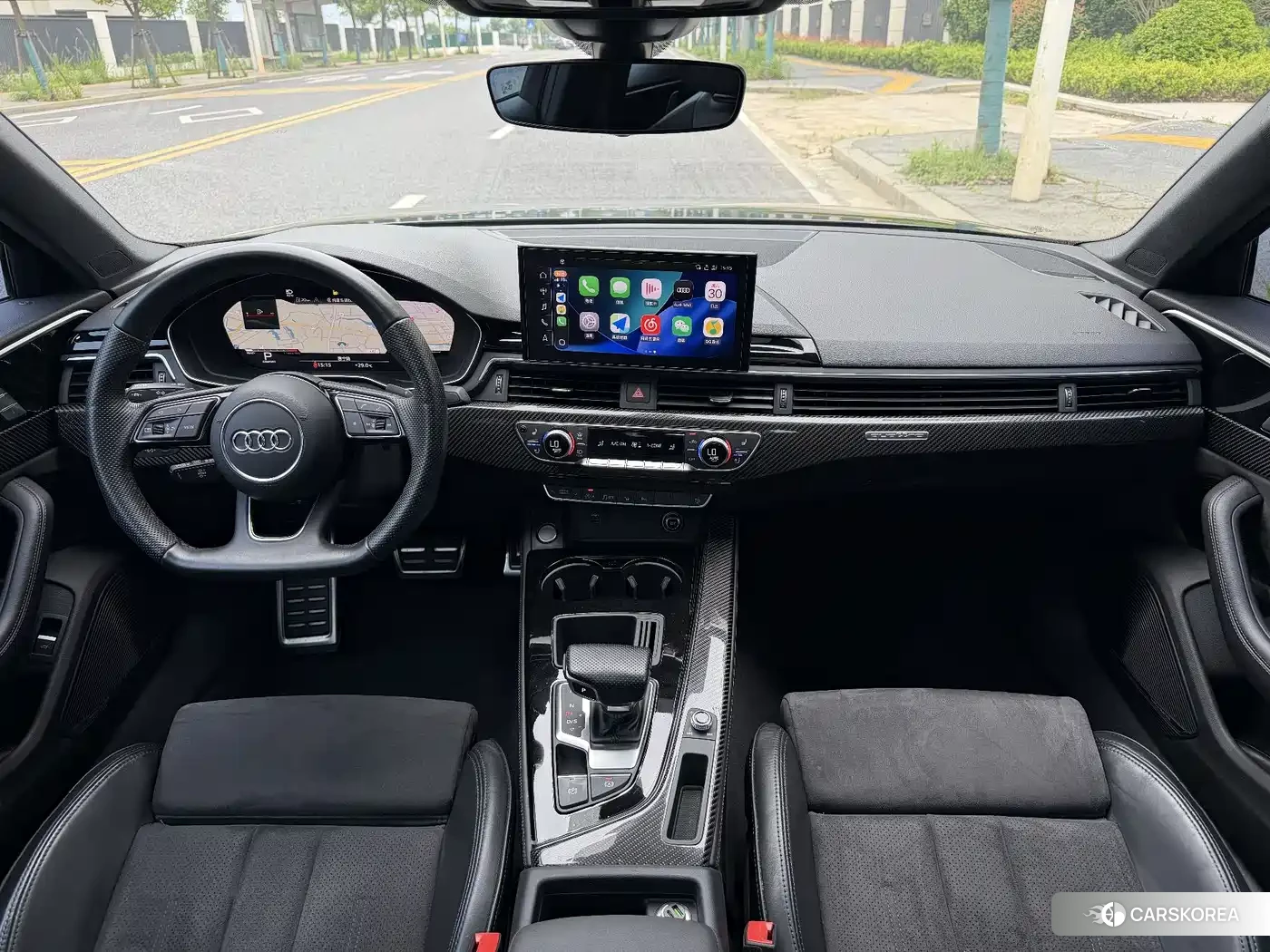 Audi A4L 2024 Silver/gray из Китая, фото 6