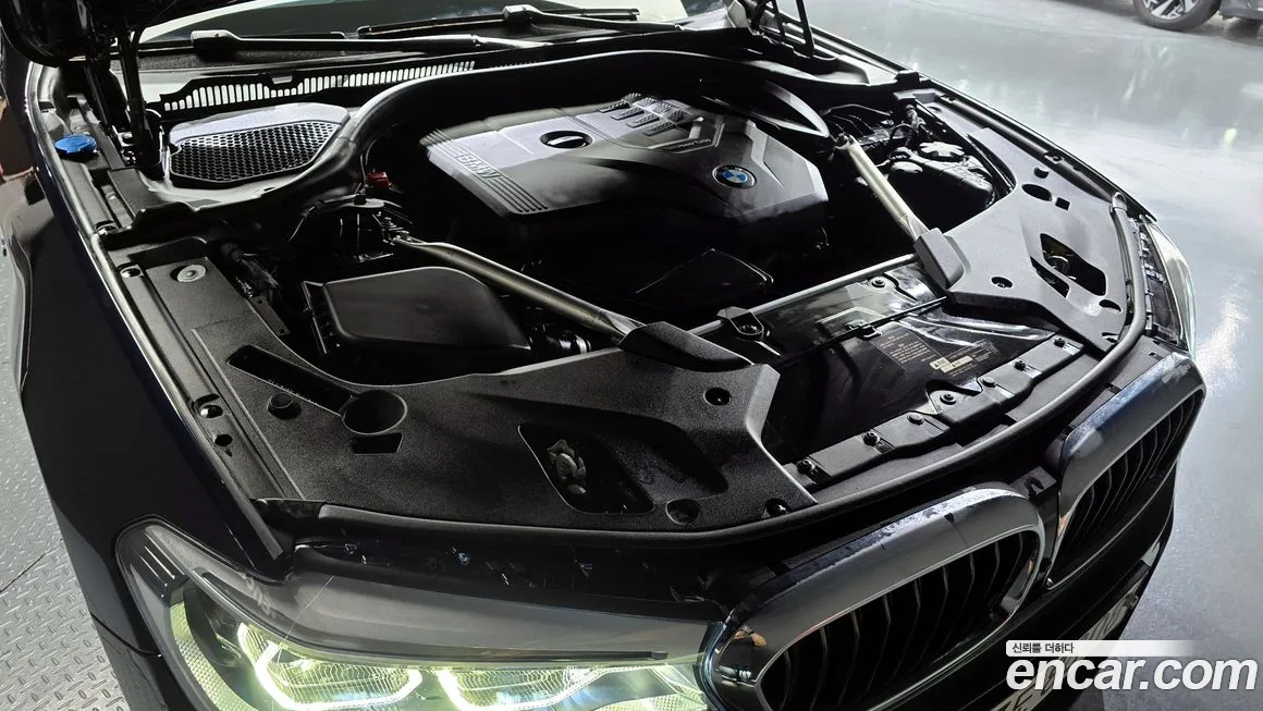 BMW 5 Series (G30) id 2036061 из Кореи 16