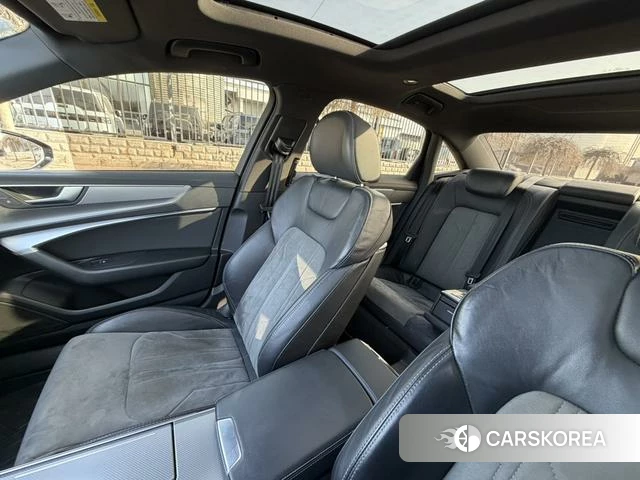 Audi A6L id 4276122 из Китая 38