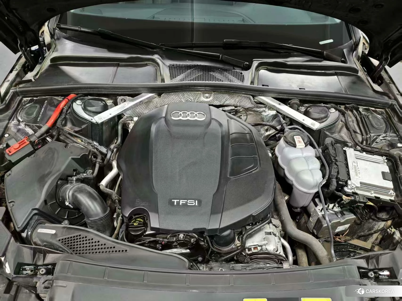 Audi A4L id 4479334 из Китая 13