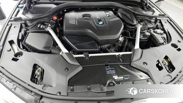 BMW 5 Series (G30) id 4491036 из Кореи 29