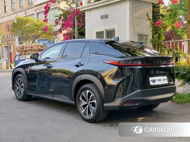 Lexus RZ id 4300146 из Китая 7