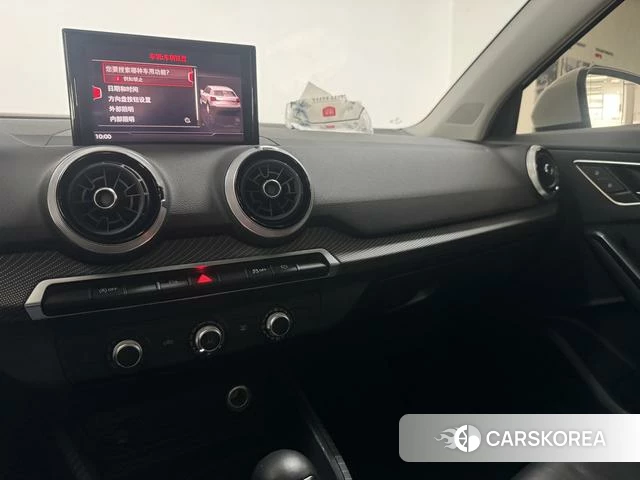 Audi Q2L 2023 Белый из Китая, фото 6