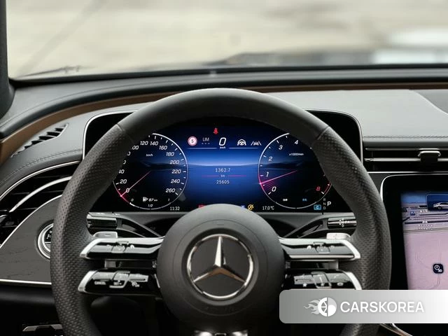 Mercedes-Benz E-class id 4259331 из Китая 31