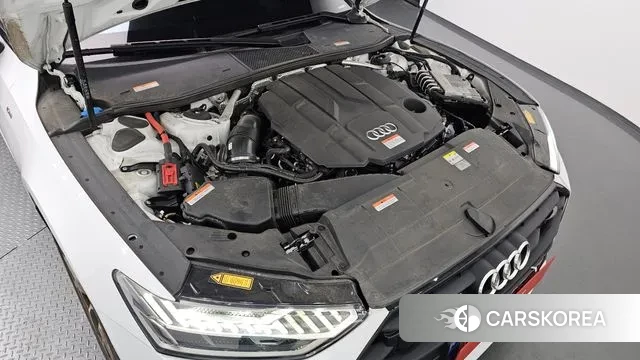 Audi A7 (4K) id 3328017 из Кореи 16