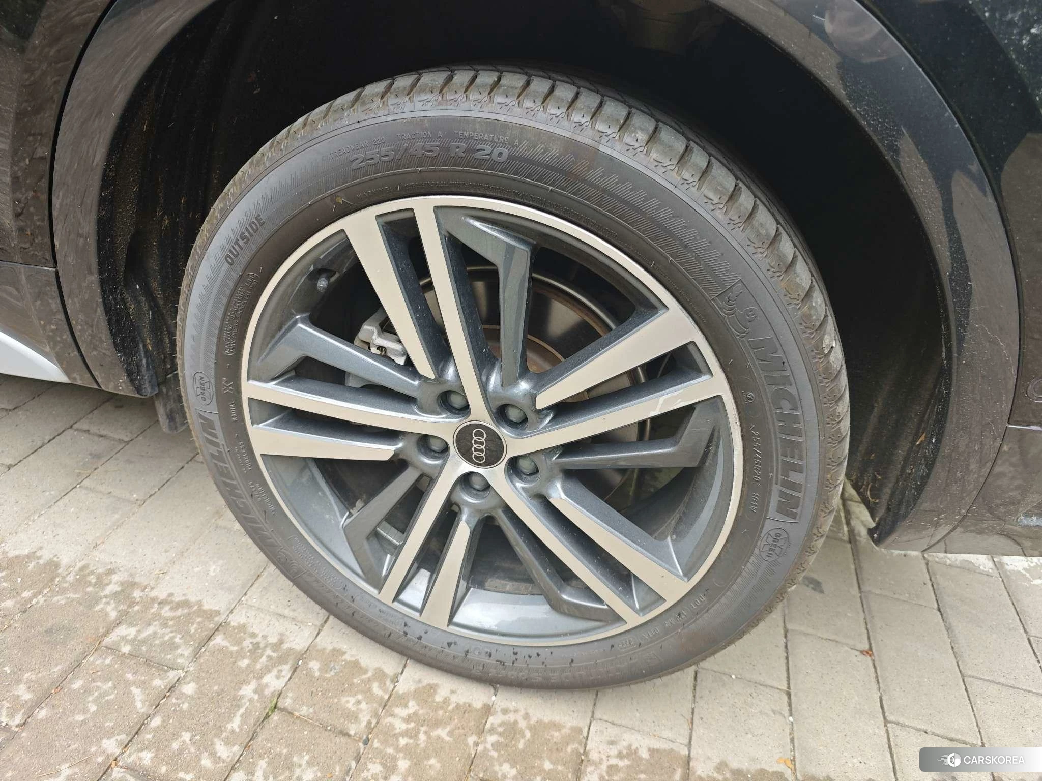 Audi Q5L 2021 Черный из Китая, фото 6