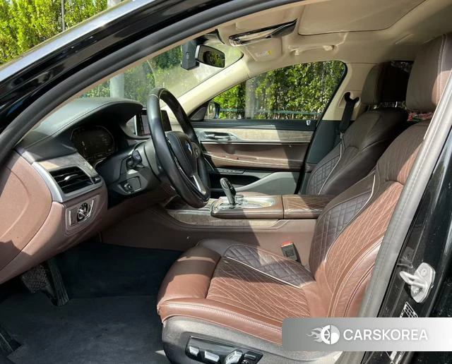 BMW 7 series 2021 Черный из Китая, фото 6