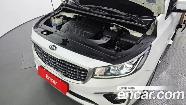 Kia The New Carnival id 2690679 из Кореи 16