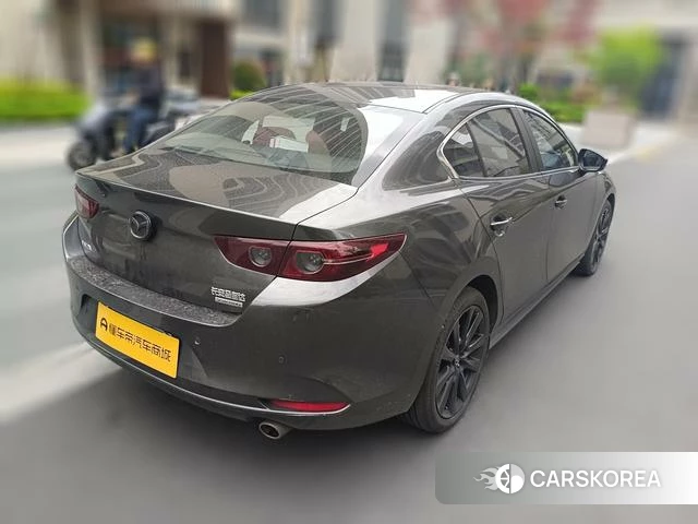 Mazda 3 Angkesaila 2022 Темно-серый из Китая, фото 6